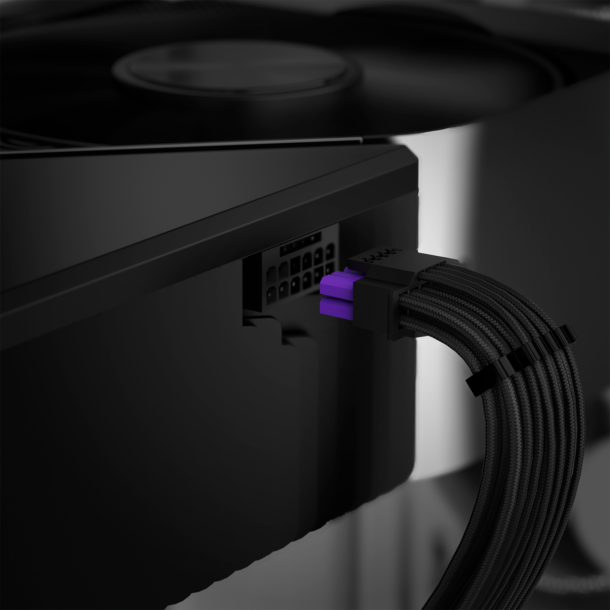C1000 Gold Core cable release detail